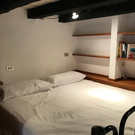 Cozy In The Heart Of Apartment